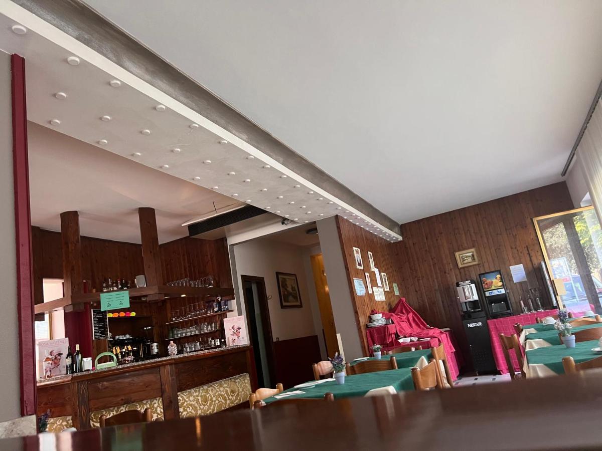 Hotel Primavera Desenzano del Garda Dış mekan fotoğraf