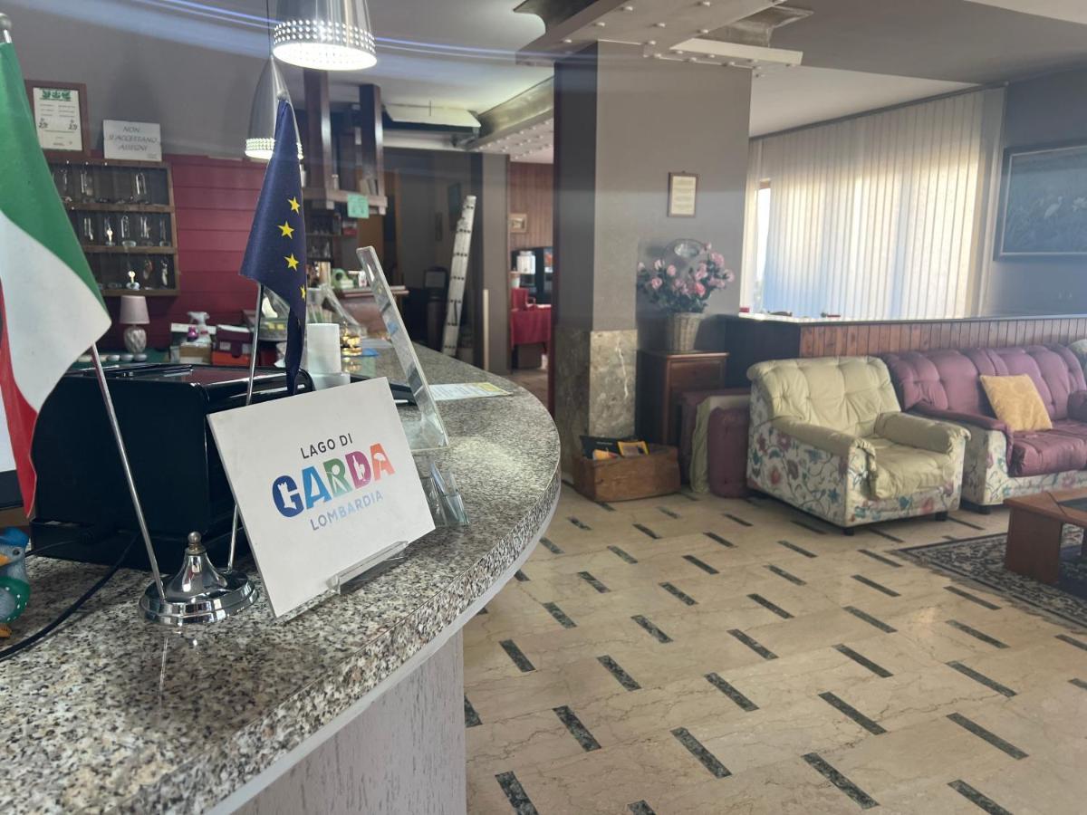 Hotel Primavera Desenzano del Garda Dış mekan fotoğraf