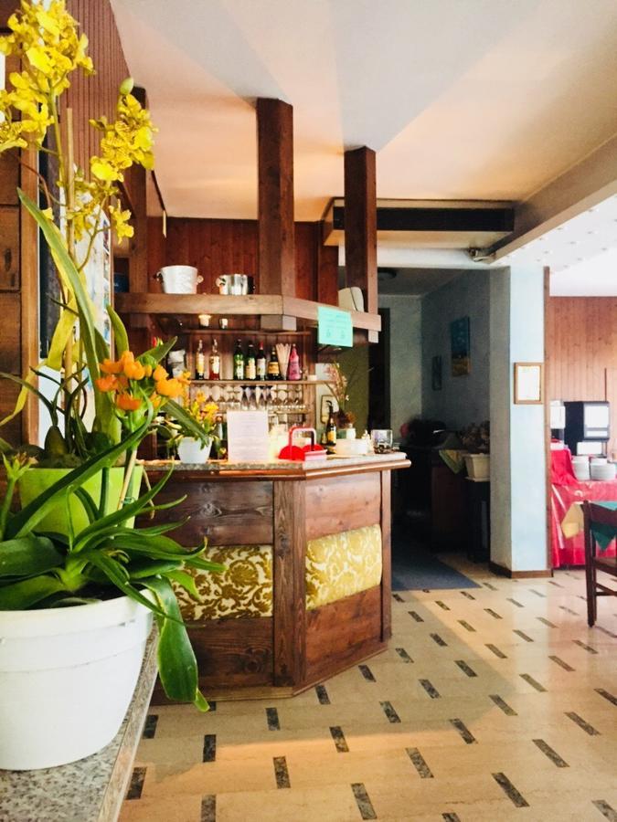 Hotel Primavera Desenzano del Garda Dış mekan fotoğraf