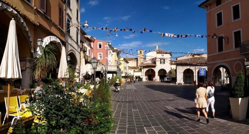 Hotel Primavera Desenzano del Garda Dış mekan fotoğraf